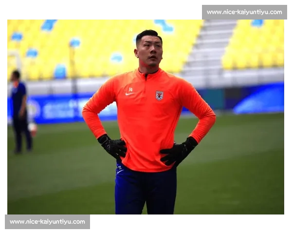 基莱斯 10 球领跑射手榜！单挑泰山防线爆射制胜，王大雷望球兴叹