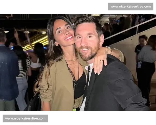 🔥梅老板把迈阿密过成阿根廷！这对老两口的热情比火还旺