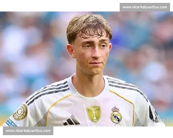 皇马转会策略曝光：赫伊森交易达标，新防线雏形初现